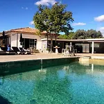 Domaine Sainte Colombe * Saint-Gilles (Gard)