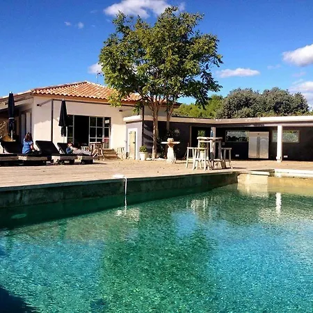 Domaine Sainte Colombe * Saint-Gilles (Gard)