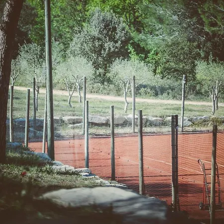 Domaine Sainte Colombe * Saint-Gilles (Gard)