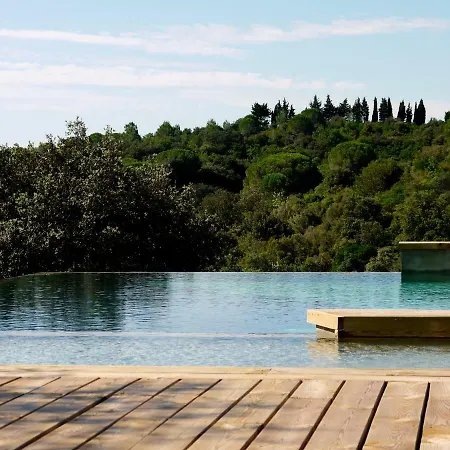 Domaine Sainte Colombe * Saint-Gilles (Gard)