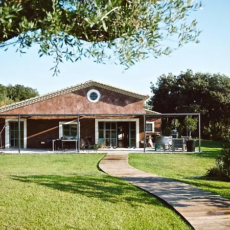 Domaine Sainte Colombe Gasthof *