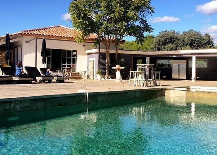 Domaine Sainte Colombe * Saint-Gilles (Gard)