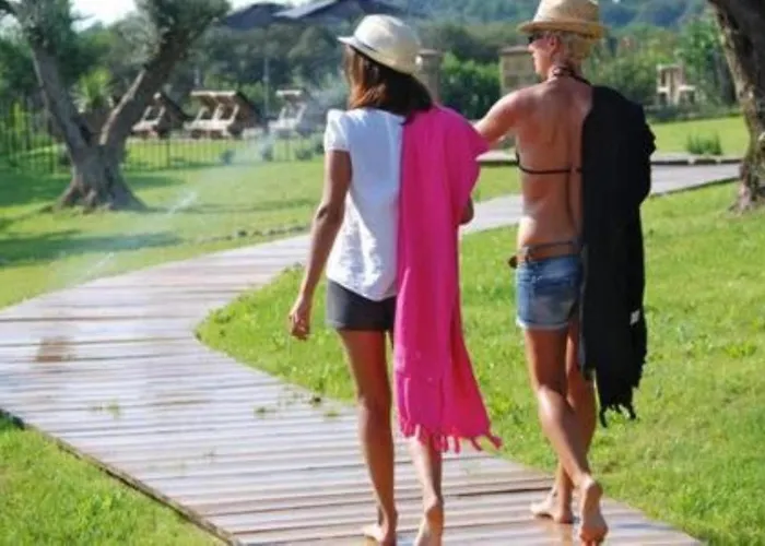 Domaine Sainte Colombe * Saint-Gilles (Gard)