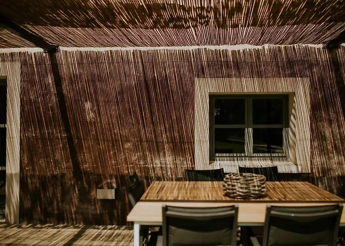 Domaine Sainte Colombe * Saint-Gilles (Gard)